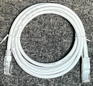 Vega Tech Ethernet Cable 5ft Cat5e RJ-45 ETL Verified TIA/EIA 568B.2 24AWG 4PR - Afbeelding 1 van 6