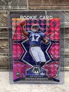 WAN'DALE ROBINSON ~ 2022 Panini Mosaic ROOKIE #330 Pink Camo Mosaic Prizm PWE - Imagen 1 de 2