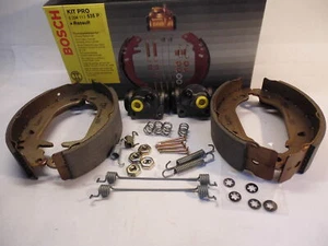 Bosch 0204113535P Bremsbackensatz passt für Renault Brake shoe Mâchoires de frei - Bild 1 von 7
