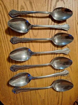 Queen's Court Stainless 7 Tablespoons Oval Flatware Japan - Image 1 of 2