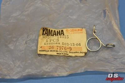 NOS OEM Yamaha Scissor Clamp 1970-2015 XS1 XS650 XV250 YZFR6 90467-14015-00 - Image 1 of 4