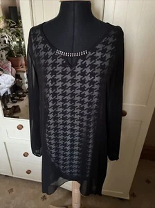 DORIS STREICH Black Houndstooth Chiffon Overlay Dip Hem Ladies Tunic Size 10 NEW - Picture 1 of 14