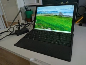 Microsoft Windows 11 Surface Pro 6 i5 8th 128GB 4K Keyboard Charger BUNDLE - Picture 1 of 13