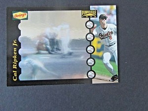 Cal Ripken jr, Hall of Famer, Hologen #2 of Set by Denny's, 1996 Pinnacle