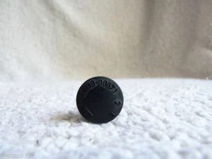 90 91 92 93 94 95 96 97 Jaguar XJ6 Plastic Caliper Pin, Plug Cover OEM - Picture 1 of 3