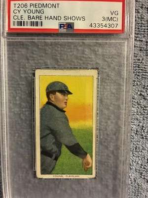1909 T206 Cy Young muestra a mano desnuda PSA 3 mc.  Sin pliegues., de gran tamaño. Foto 1 de 2