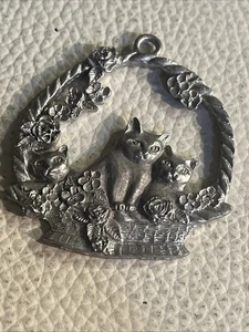 Gaviota Peltre Peltre Gatitos Gato Colgante Adorno o Colgante - Imagen 1 de 6