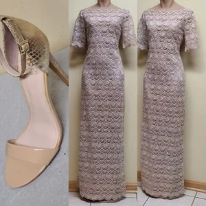 Abito formale lungo Kay Unger beige lite/marrone con luccicanti sequenza minima, taglia 10 - Foto 1 di 8