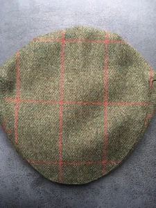 Made in UK 100% wool teflon coated flat cap M-XXL lined green red check - Picture 1 of 2
