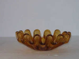 5.5 INCH AMBER BOWL WITH LOOPED RIM PETAL LIKE - Picture 1 of 4
