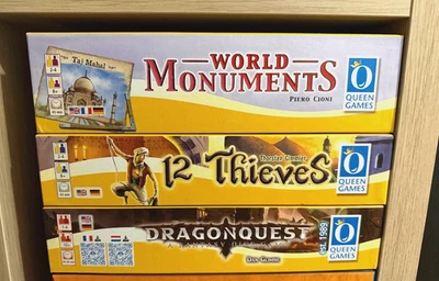 Queen Games Board Game Bundle - World Monuments, 12 Thieves, Dragonquest Foto 1 de 4