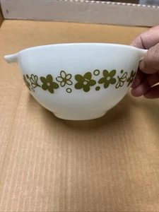 Vintage 1.5 Pt PYREX Cinderella Spring Blossom Green Crazy Daisy 441 MixingBowl - Picture 1 of 12