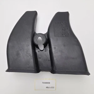 2004-2010 BMW E60 Rear Floor Air Vent Outlet 7008958 - Picture 1 of 10