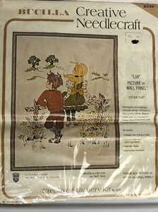 NEW VTG Bucilla Creative Needlecraft Kit Luv 8520 Linen Crewel Boy Girl Flowers - Picture 1 of 4