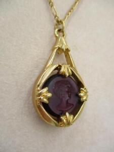 Vintage Avon Amethyst Purple Glass Intaglio Cameo Necklace Pendant Gold Tone