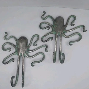 2 Anthropologie Polpo Gancio in Metallo Appendiabiti da Parete 9 Pollici Anticato - Foto 1 di 14