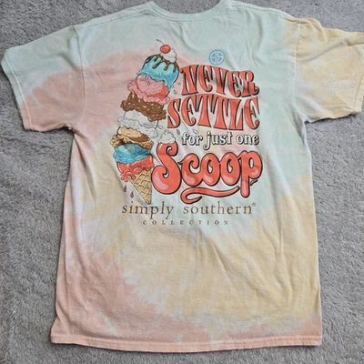 Camisa Simply Southern Mujer Grande Tye Die "Nunca te conformes con solo una cucharada" Foto 1 de 4