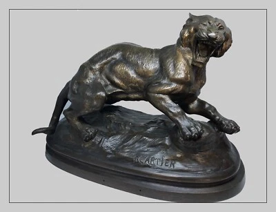 Lionne en bronze de Thomas Cartier, signée, 40cmx30cm, belle patine - Photo 1/4
