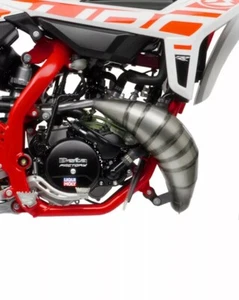 Tubo de escape delantero Beta RR50 LeoVince X-Fight se adapta a los años 2021 a 2022 - Imagen 1 de 5