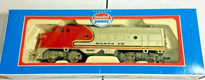 Model Power # 6607 HO Scale FE F-9 Diesel Locomotive Santa Fe - Image 1 of 4