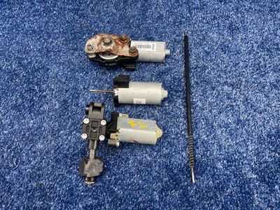 Chevrolet Malibu 2016-2024 conjunto de motores de ajuste de asiento delantero izquierdo OEM Foto 1 de 4