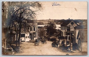 Scena di strada East Machias Maine ME RPPC cartolina 1907 piscina salotto cavalli passeggini - Foto 1 di 3