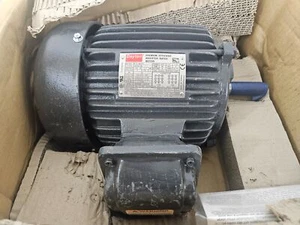Dayton 1-1/2HP 230/460V 1740RPM Totally Enclosed 3-Phase Motor 2MXT7B - Picture 1 of 3