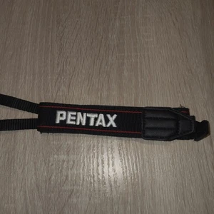 Genuine Pentax Camera Strap Black/ Red refm - Picture 1 of 2