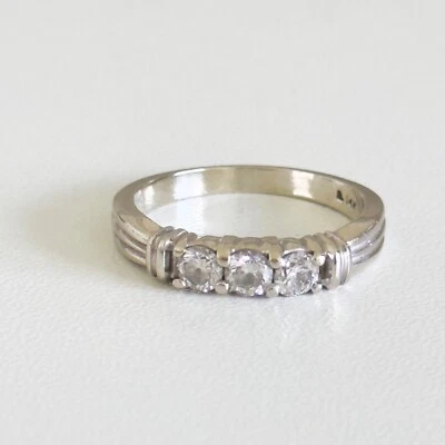 Alianza de compromiso de diamantes de 0,50 TCW de oro blanco de 14 quilates talla 6,75 Foto 1 de 4