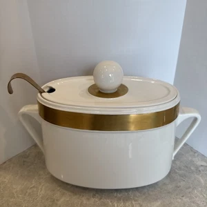 Ernest Sohn Creations OVAL SOUP TUREEN WITH LID and Ladle With Gold Band - Picture 1 of 6