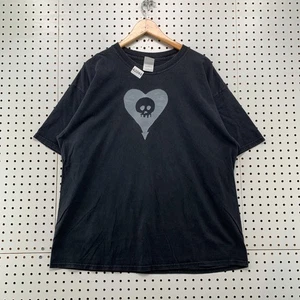 Camicia trio vintage Akaline uomo XL sbiadita nera a forma di cuore grafica banda musicale 24x28 - Foto 1 di 13