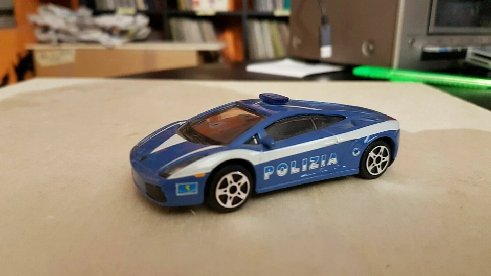 MODELLINO AUTO "MAISTO" LAMBORGHINI GALLARDO POLIZIA SCALA 1:43 - Immagine 1 di 1