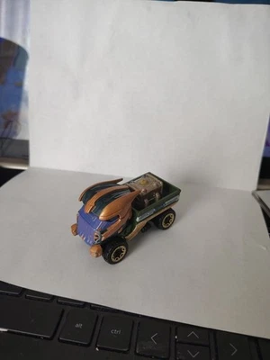 Camión Marvel Thanos jugado con algunos arañazos. Foto 1 de 4