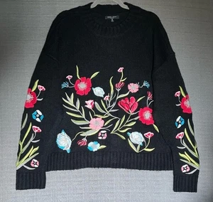 Romeo & Juliet Couture Oversize-Pullover mit Stehkragen und Blumenstickerei Gr. M - Bild 1 von 7