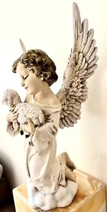 Román inc. 2005 Angel Cherub Holding Lamb 14” Tall . Retired - Picture 1 of 14