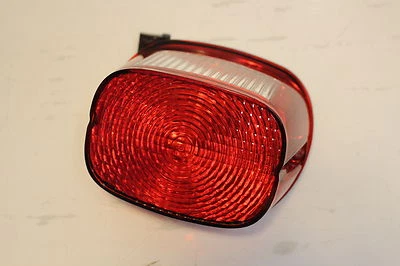 Harley Davidson OEM TOURING. SOFTAIL 2000-LUZ TRASERA NUEVA LÁMPARA TRASERA Foto 1 de 4