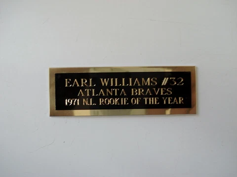 Earl Williams Baseball Card Plaque Nameplate Atlanta Braves 1" X 3" Cover