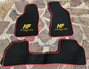 TAPPETI RICAMO HF INTEGRALE LANCIA DELTA EVOLUZIONE TAPPETINI NERI BORDO ROSSO - Picture 1 of 2
