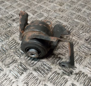2008 TOYOTA AVENSIS MK2 - 2.0 DIESEL OS DRIVER SIDE ENGINE MOUNT - Picture 1 of 3