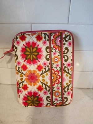Vera Bradley Tablet Cover Case FOLKLORIC Pink Floral 8.5 X 6" Zip Retired 2011 - Image 1 of 4