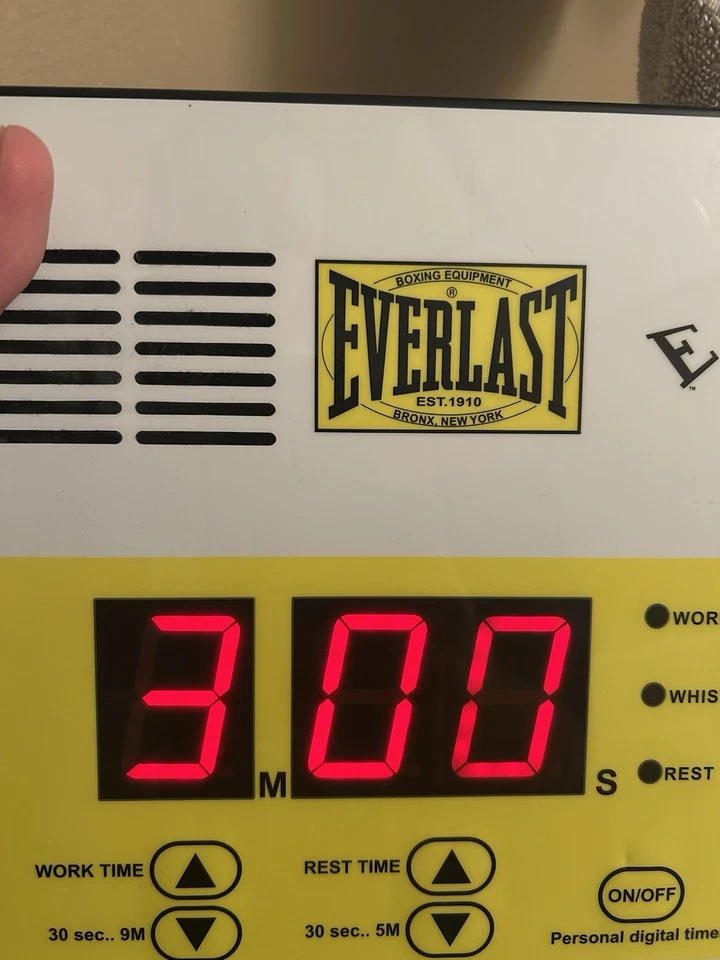 Everlast Boxeo Personal Digital Gimnasio Temporizador MMA Entrenamiento Temporizador Reloj -probado Foto 1 de 4