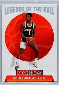 2019-20 Hoops #12 Legends of the Ball Oscar Robertson - HOF NM-MT - Picture 1 of 2