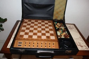 Mephisto Monte Carlo IV Schachcomputer komplett im original Koffer BK600 - Bild 1 von 6
