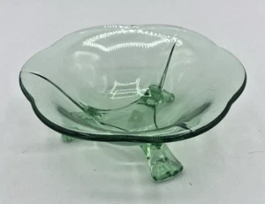 Vintage Fostoria grün Depression Glas kleine Fußschale Schale gewellte Kanten - Bild 1 von 8