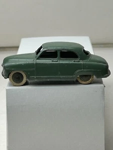 Dinky 1:43 Scale Diecast No. 24U Simca Aronde Sedan Original - Picture 1 of 15