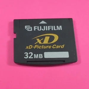 xD Picture Memory Card 32MB Fujifilm Type S - Picture 1 of 2