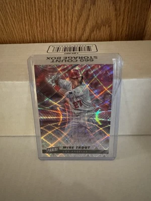 Panini Cyber Monday Mike Trout #15 Future Frames 2019/99 Anaheim Angels Foto 1 de 3