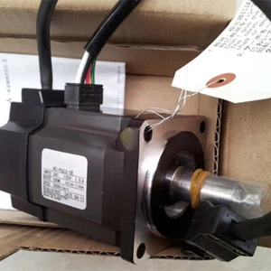 Nuevo para servomotor HC-PQ23-UE HCPQ23UE - Imagen 1 de 2
