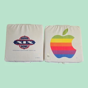 2 Apple Macintosh NFL Superbowl XIX Sanford Stadium Bleacher Sitzkissen 1985 - Bild 1 von 10