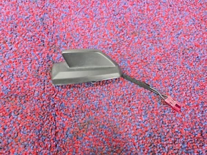 GMC YUKON DENALI XL 15-16 OEM ROOF SATELLITE RADIO STEREO NAVIGATION GPS ANTENNA - Picture 1 of 3